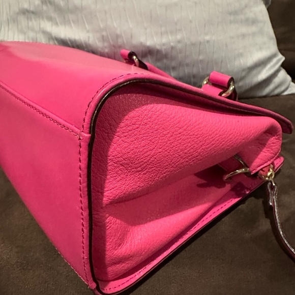 Kate Spade Pink Handbag with Crossbody Strap - EUC - Picture 6 of 10